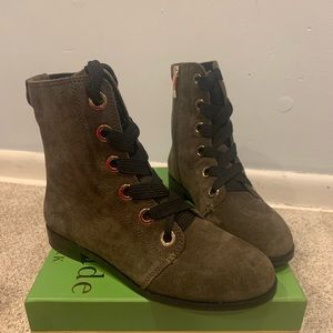 New in box! Kate Spade combat boot Raquel
7.5